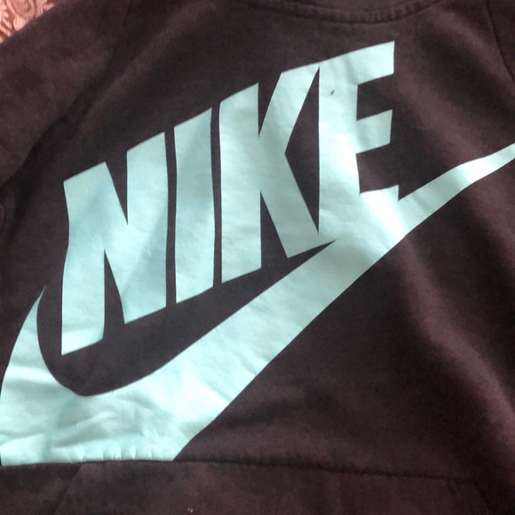 nike sweatshirt - Picture 2 of 4